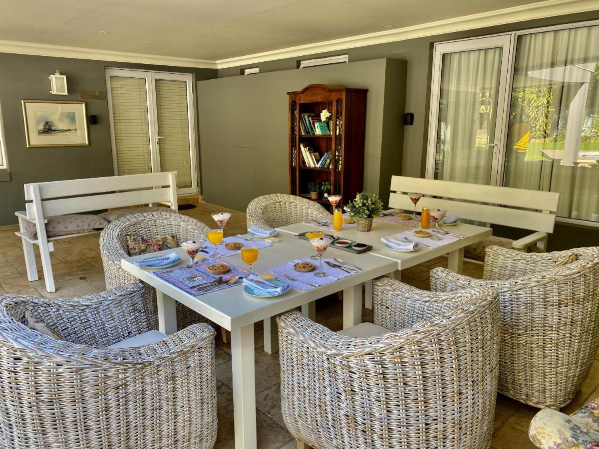 Hotel 182 Old Transkei Road East London Esterno foto